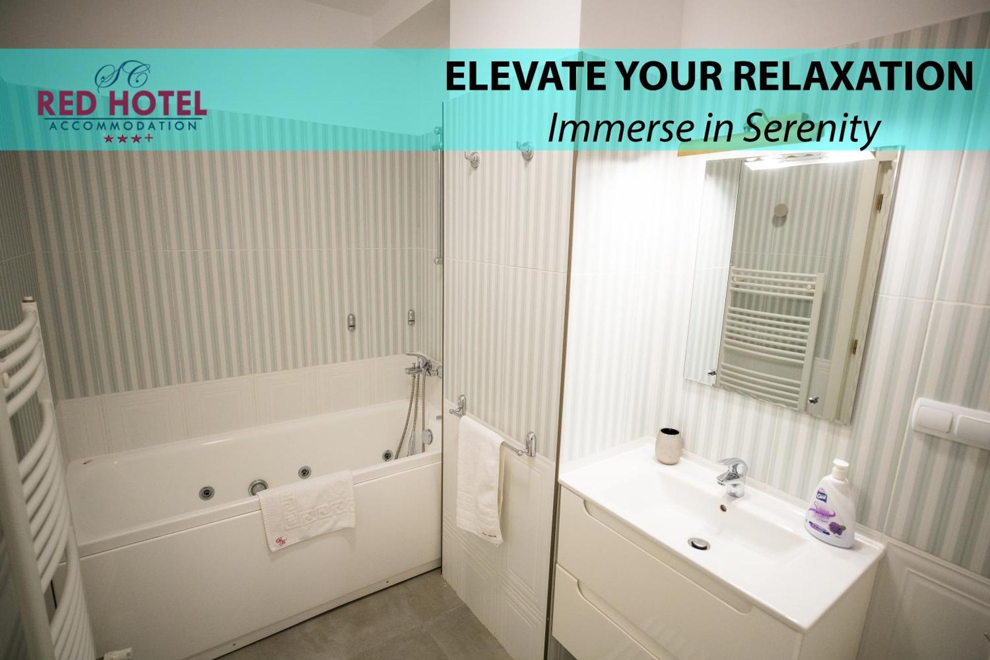 Red Hotel Riviera Suite&Lake Cluj-Napoca Eksteriør billede